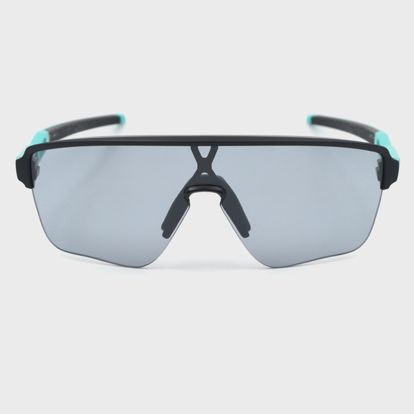 오클리 선글라스 코리더 스퀘어 OO9415-0742 오클리 선글라스 코리더 스퀘어 OO9415-0742