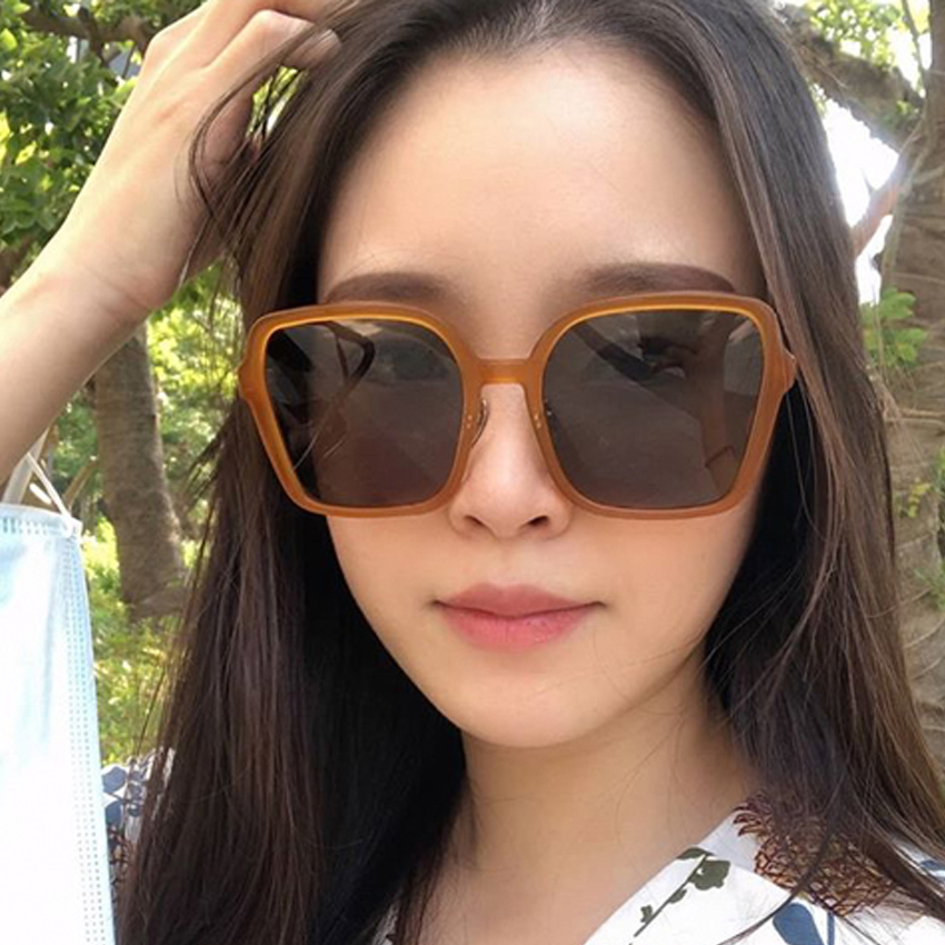 리플렉션 선글라스 미쓰김 Miss Kim C4 큰사이즈 사각 호박색